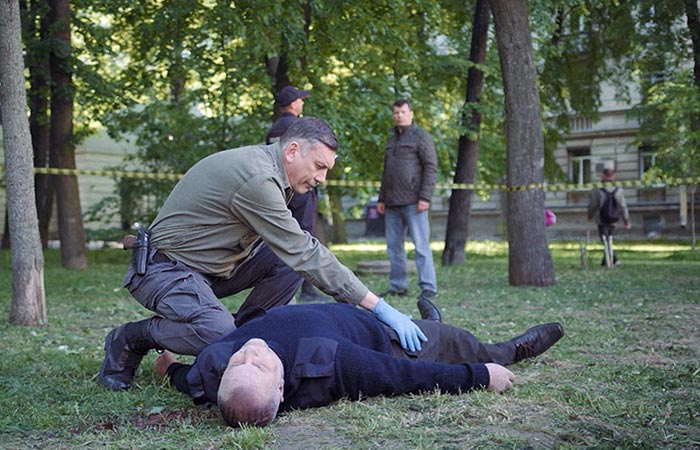 кадр Свои-6 4