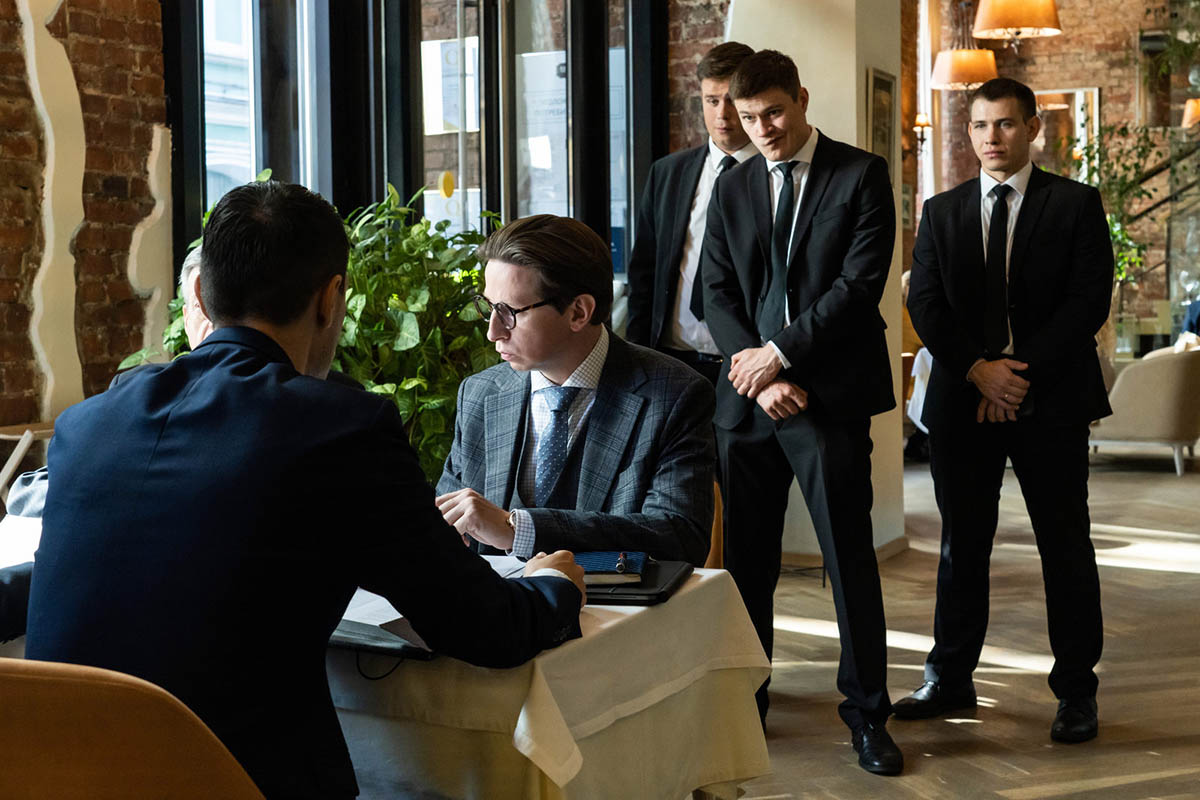 Кадр из сериала Телохранители кадр Телохранители 6