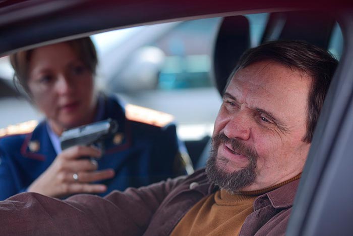 кадр Тёмная сторона света 7