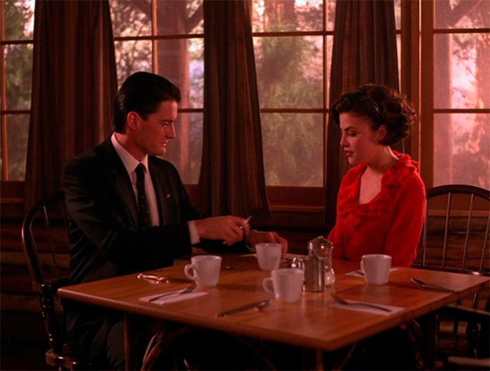 Сериал «Твин Пикс» (1990-1991) - сюжет, актеры и роли, кадры из сериала