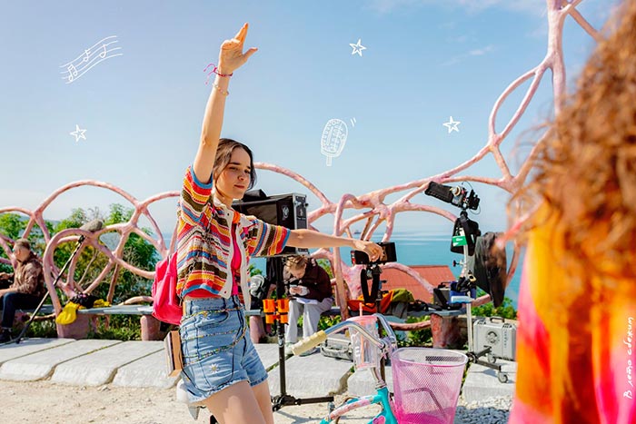 Кадр из сериала В лето сбежим кадр В лето сбежим 4