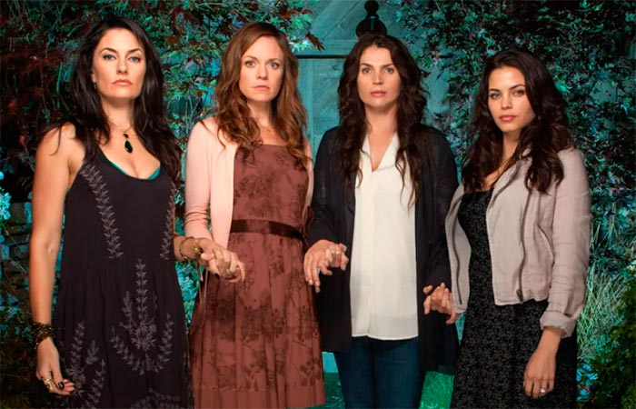 Кадр из сериала Ведьмы Ист-Энда кадр Ведьмы Ист-Энда 3