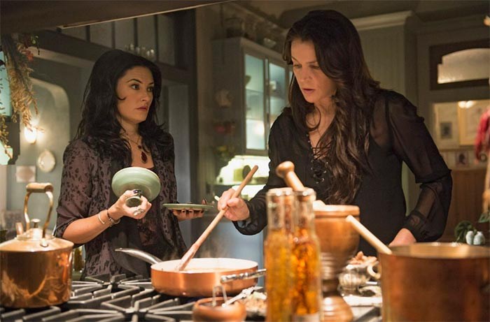 Кадр из сериала Ведьмы Ист-Энда кадр Ведьмы Ист-Энда 6