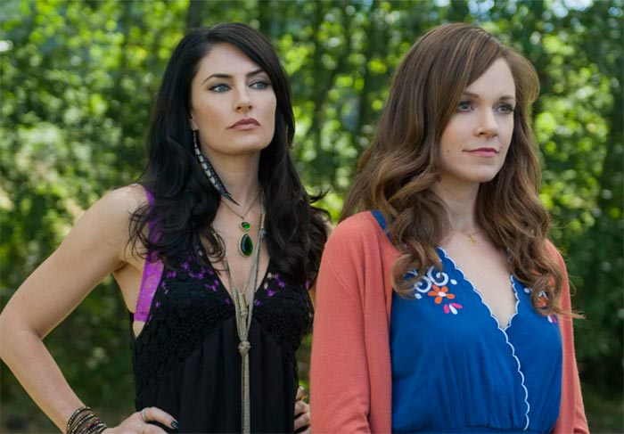 Кадр из сериала Ведьмы Ист-Энда кадр Ведьмы Ист-Энда 8