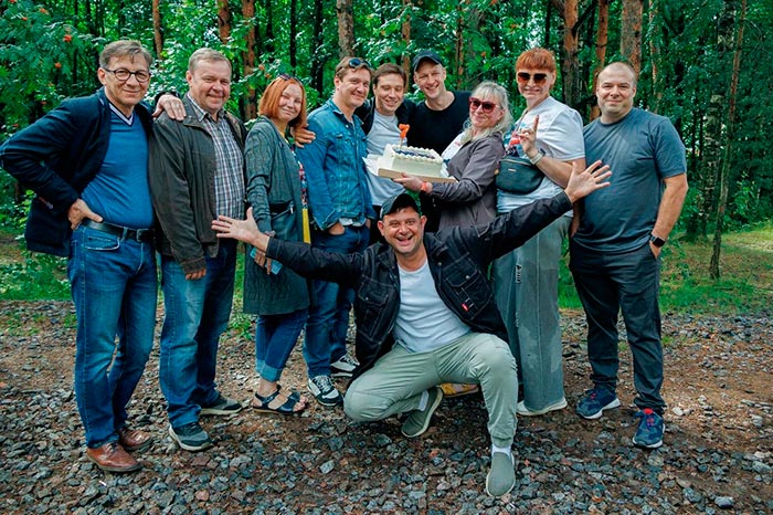 Кадр из сериала Великолепная пятерка 7 сезон кадр Великолепная пятерка 7 сезон 6