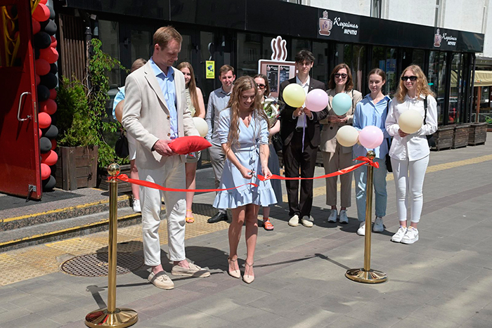 кадр Верная жена 10