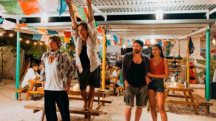 Кадр из сериала Высокий сезон кадр Высокий сезон 8