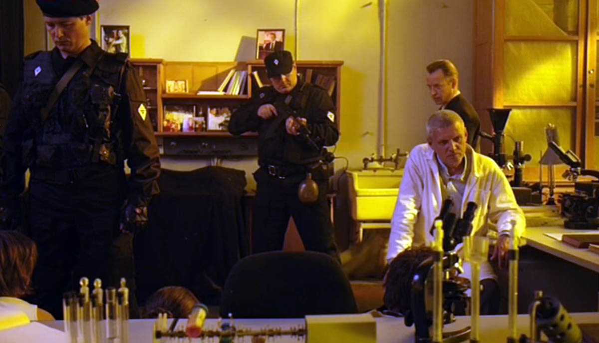 кадр Выжить после 26