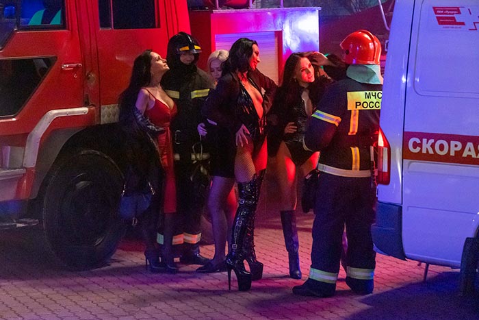 Кадр из сериала Вне себя кадр Вне себя 8