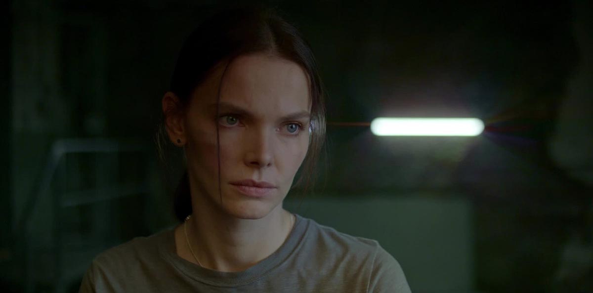 Кадр из сериала Ворона Тень справедливости кадр Ворона Тень справедливости 8