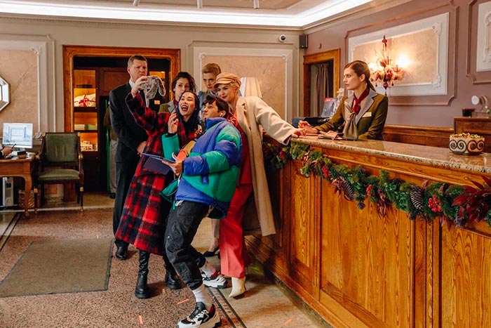 Кадр из сериала Записки отельера 2 сезон кадр Записки отельера 2 сезон 6