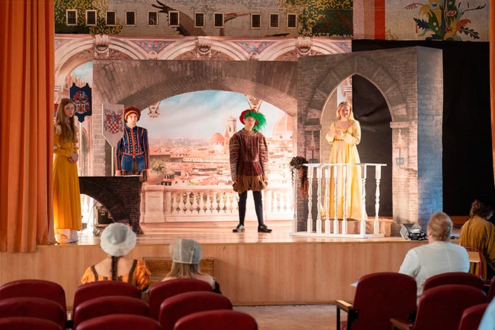 кадр Жена олигарха 2 сезон 8