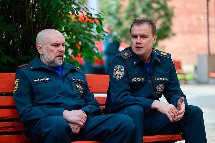 кадр Жёны спасателей 4