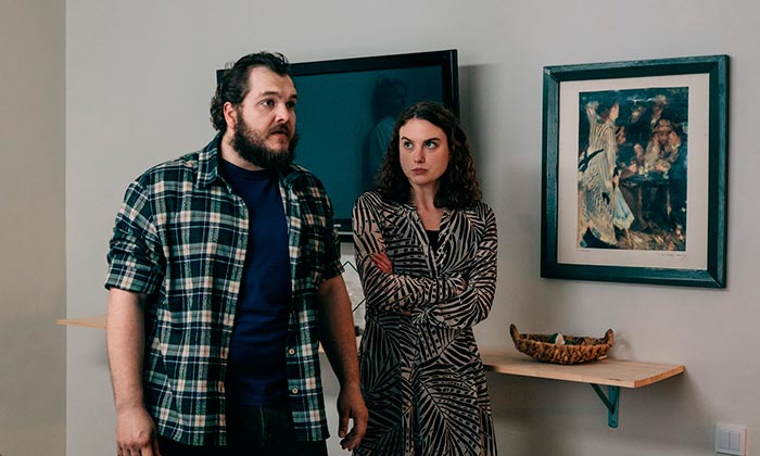 Кадр из сериала Женщина с котом и детективом 2 сезон кадр Женщина с котом и детективом 2 сезон 8