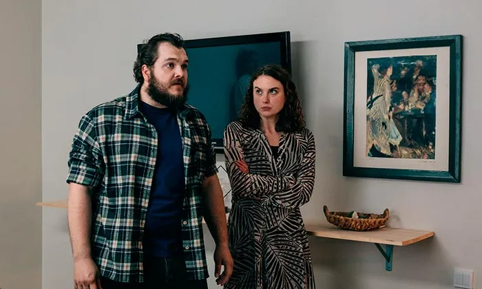 Кадр из сериала Женщина с котом и детективом 2 сезон кадр Женщина с котом и детективом 2 сезон 8