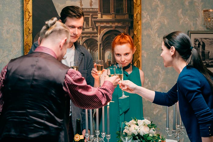 Кадр из сериала Женщина с котом и детективом 2 сезон кадр Женщина с котом и детективом 2 сезон 9