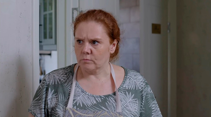 кадр Женщина с котом и детективом 4 сезон 5