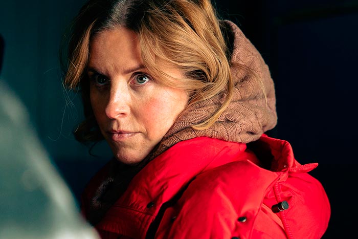 кадр Жуки. Зима 8