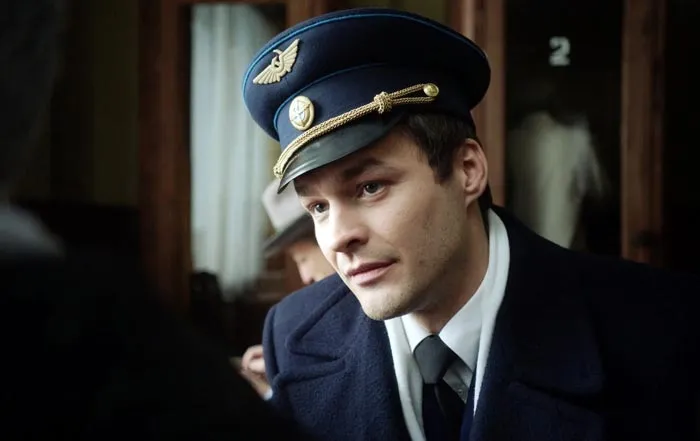 кадр сериал Журавль в небе 7