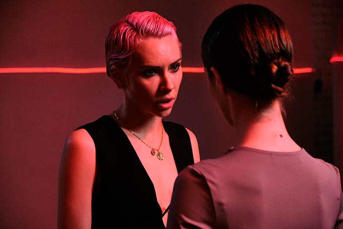 Сериал «Жвачка» (2024) - сюжет, актеры и роли, кадры из сериала