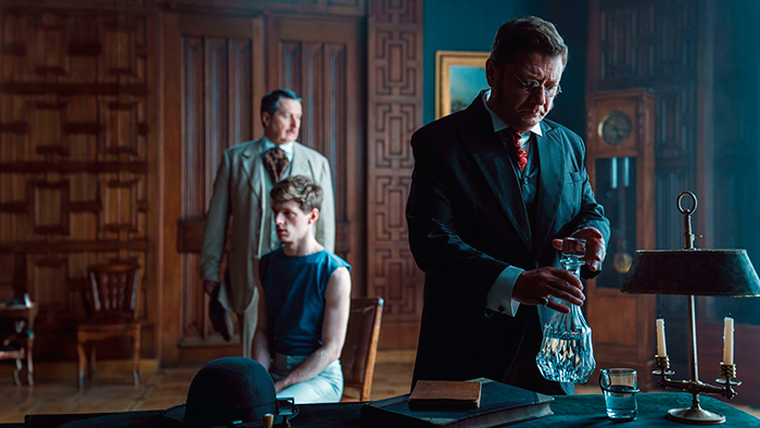 Сериал «Злые люди» (2025) - сюжет, актеры и роли, кадры из сериала