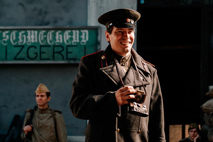 кадр Значит, нам туда дорога 4