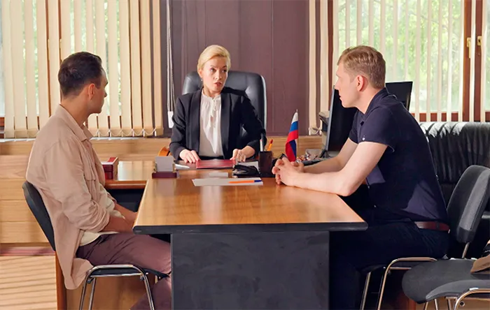 кадр Звоните в полицию! Ловушка для простака 11