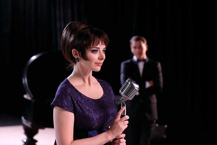 Кадр из сериала Рожденная звездой кадр Рожденная звездой 2